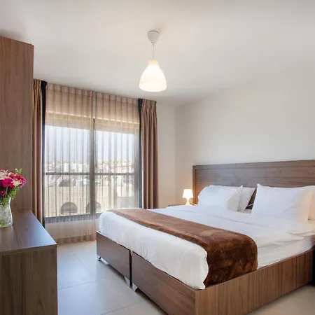 Triple A Hotel Suites Amman Exterior photo
